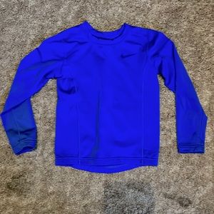 Boys size 6 Nike Dri-Fit blue long sleeved shirt